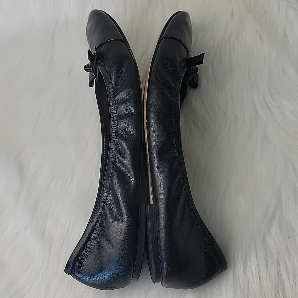 COLE HAAN Black Leather Patent Cap Toe Bow Preppy Office Casual Ballet Flats 9.5